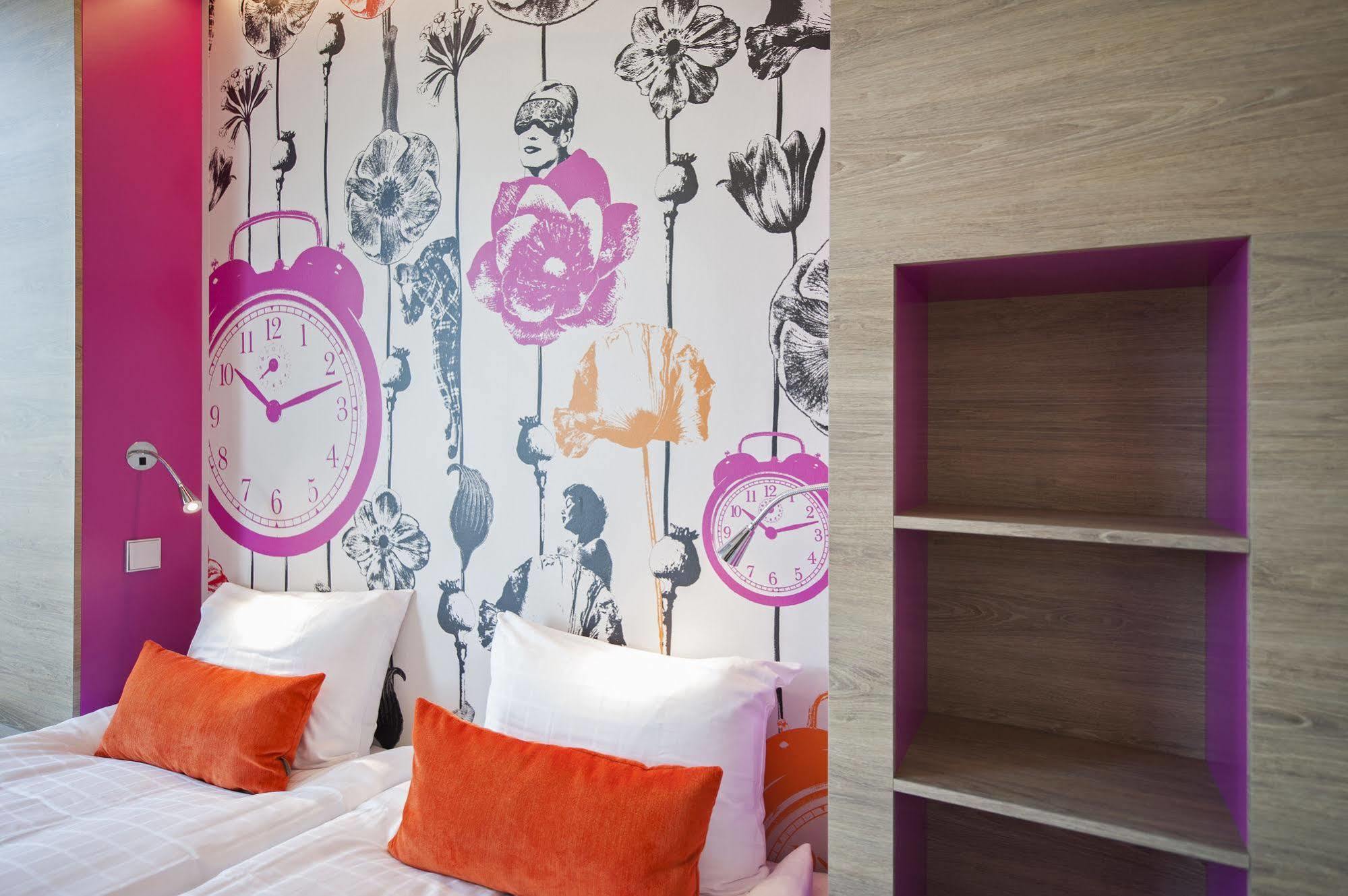 Motel L Hammarby Sjoestad Estocolmo Exterior foto